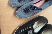2 Pairs Flats