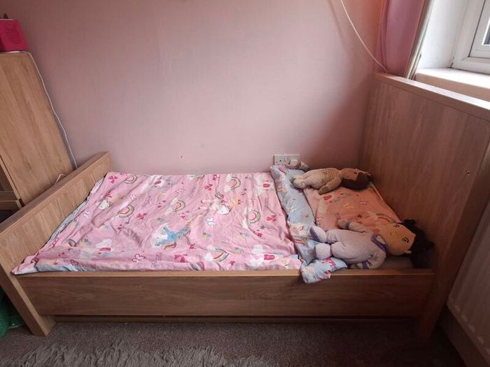 Babystyle Bordeaux Cot Bed, Oak