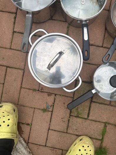 pots