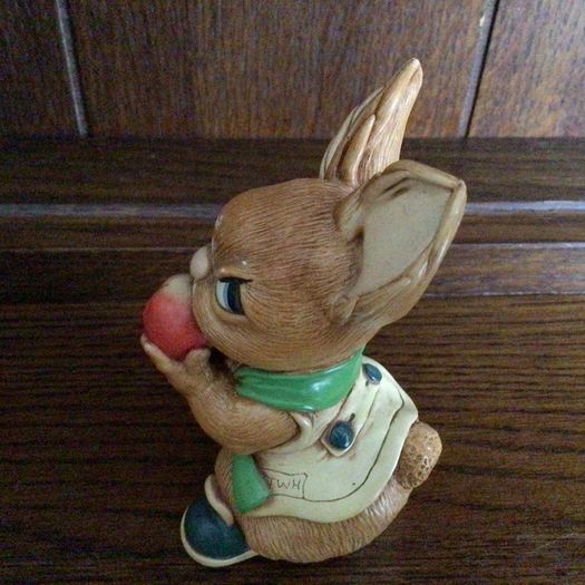 Vintage Stonecraft Pendelfin rabbit ornament Scrumpy