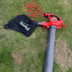 Flymo Powervac 3000 leaf blower and Vacuum