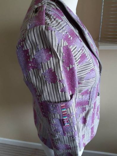 Stunning Avoca Jacket/Blazer Size 2