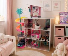 doll house