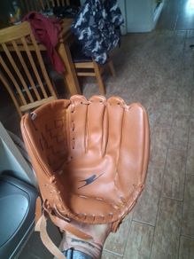Crane baseball catching mit /glove