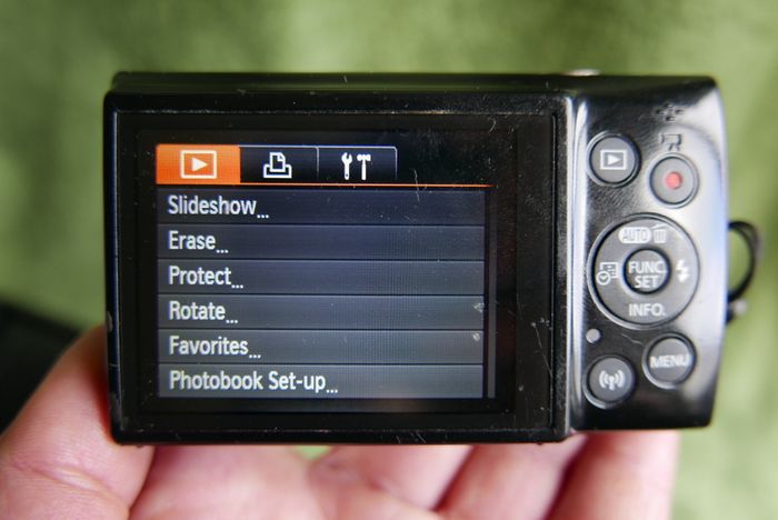 Canon IXUS 190 Compact 20 MP Digital Camera, 1/2.3 Inch, CCD, 5152 x 3864 Pixels Working HD Wi-fi +SD card and charger