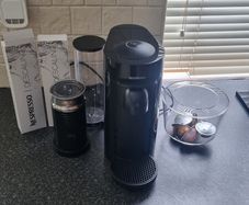 Nespresso Virtuo Coffee Machine & Accessories