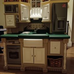 Step2 Play Kitchen