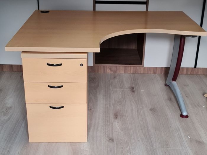 Office Desk