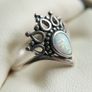 Vintage 925 Sterling Silver Crown Style Ring with Pear Shaped Opal Image 3