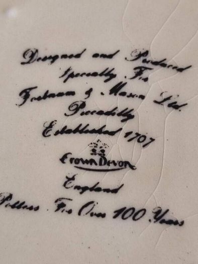 MUG WITH LID Designed and Produced Specially Fre Festaan 3. Mason Lid Precadilly Established 1707 Frown Devon England Potters For Over 100 Years