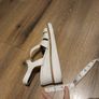 White wedge heel sandals Image 3