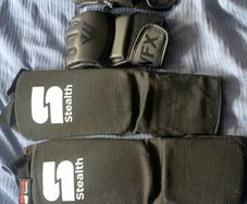 MMA gloves and shin pads