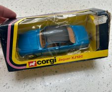 Corgi jaguar