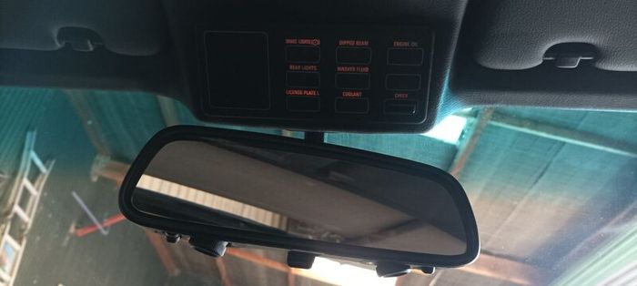 BMW E30 320ise 2 dr manual.