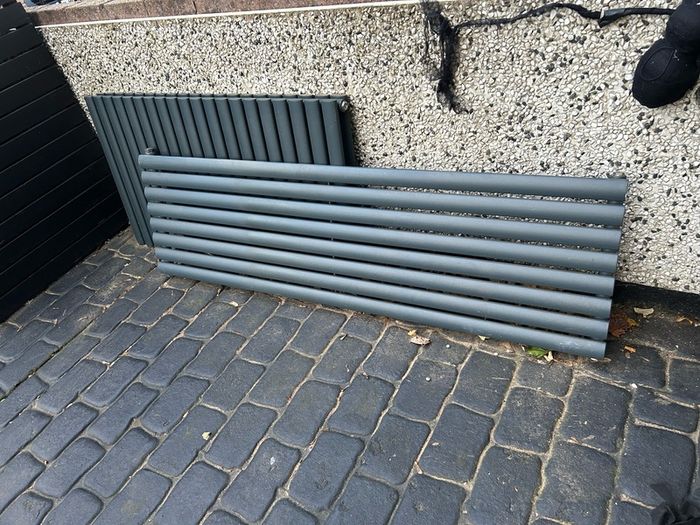Graphite radiators