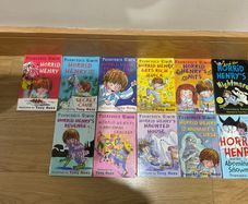 Horrid Henry Books x 11