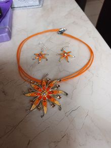 Costume  Necklace & Matching  Earrings.  Length  - 9"..