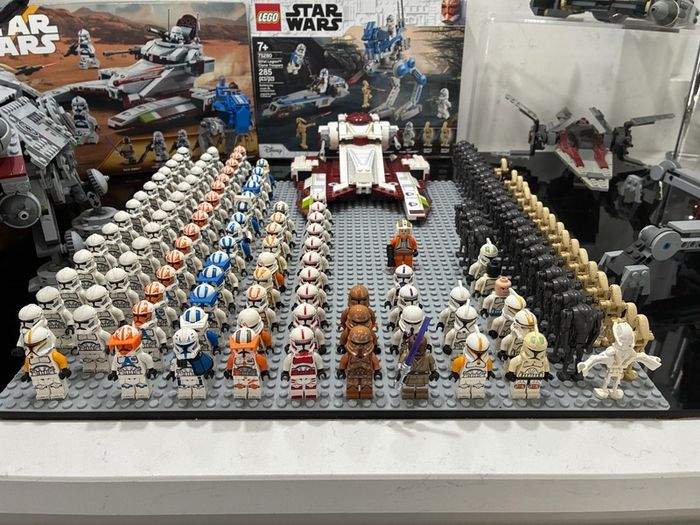 Lego starwars clone bundle with collectable figures