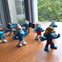 smurf figurines x 11