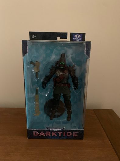 Mcfarlane warhammer traitor guard variant Darktide