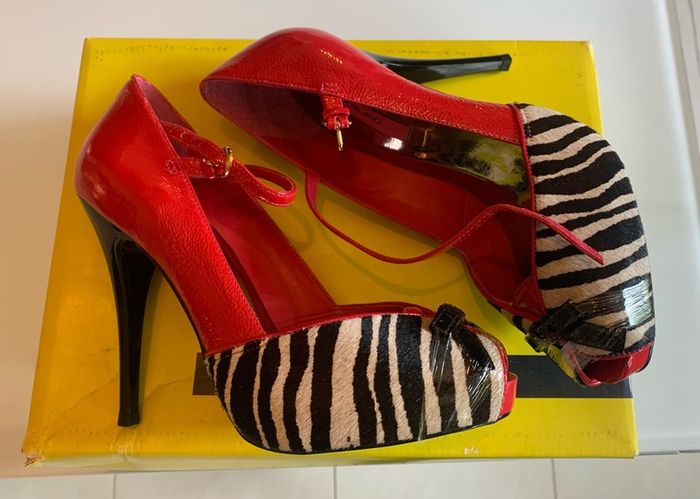 Ladies Shoes