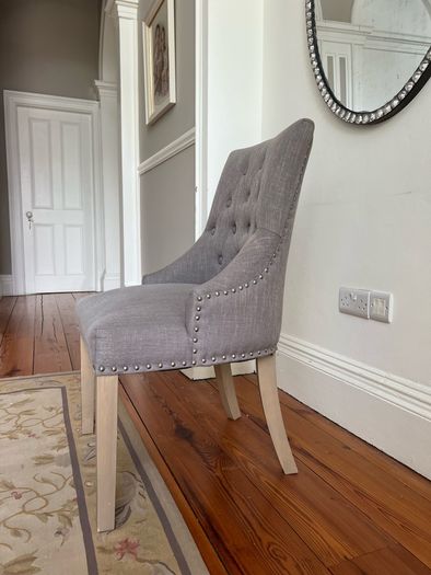 4 Dining Chairs