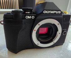 Olympus OM-D E-M10 Mark III Body Only  Excellent Condition