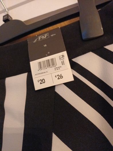 F&F  Stripe  Skirt.  S.16.     B.N.W.T.