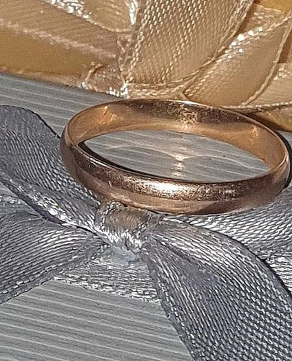 Vintage Soviet 14K Yellow Gold Wedding Band