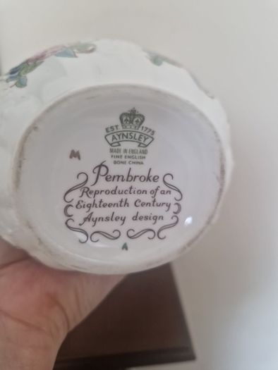 Aynsley pembroke jug