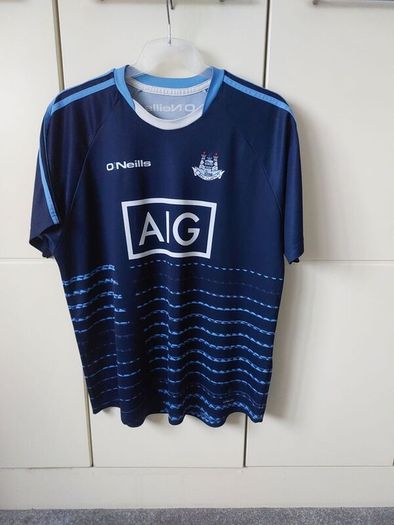 O'neills Original Dublin training top mint condition