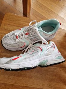 New Balance 530