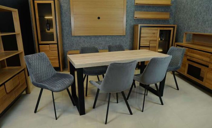 Velvet Loft Kansas Chair