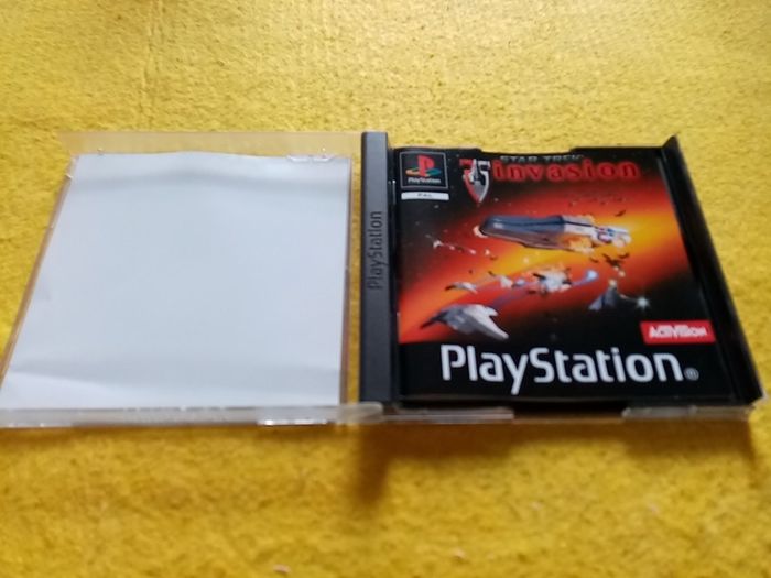Star trek invasion PlayStation1 Ps1 PlayStation 2 ps2 games Original