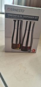 Oil and vinegar dispenser