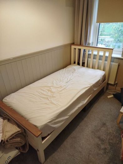 single bed