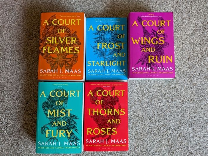 Sarah J Mass - Court of series 5 books