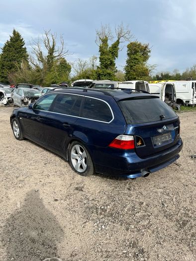 Breaking bmw 520d 2009 e61 a76