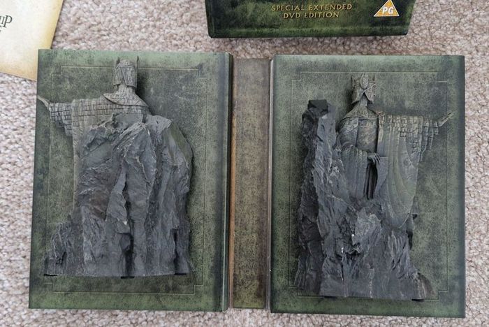 Lord of the Rings collectors DVD gift set