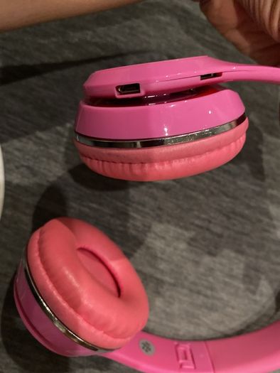 Fake Beats Solo headphone