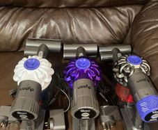 Dyson V6