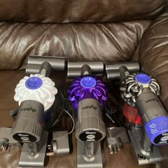 Dyson V6