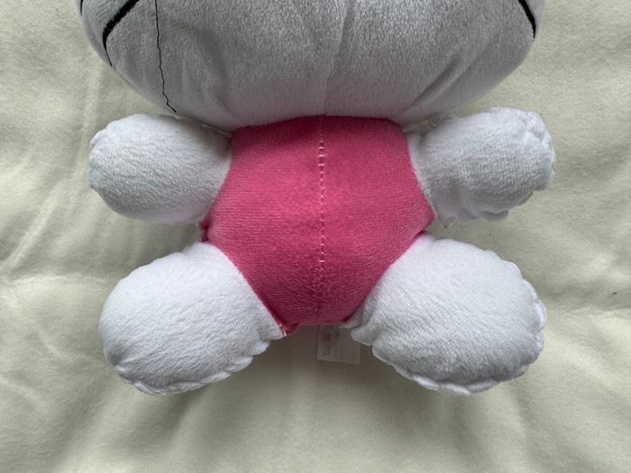 Sanrio Hello Kitty Plush Used Please look at the pictures