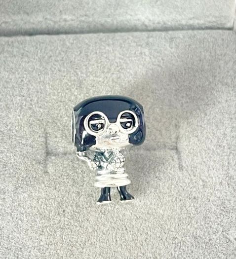 Pandora Disney Edna Charm from Incredibles-New