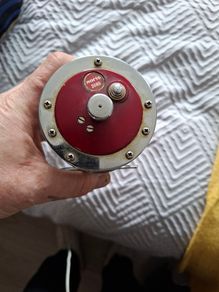 Fishing reel