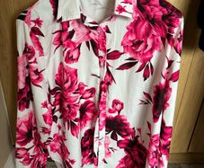 Ladies Floral print button up shirt 3XL