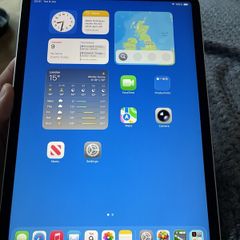 Apple iPad Pro 11inch Silver Pristine BOXED 64GB
