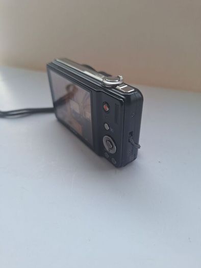 Olympus D-720 Digital Camera Boxed