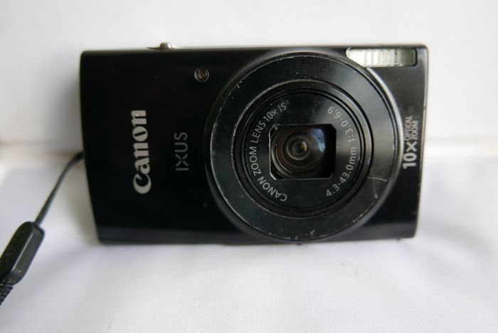 Canon IXUS 190 Compact 20 MP Digital Camera, 1/2.3 Inch, CCD, 5152 x 3864 Pixels Working HD Wi-fi +SD card and charger