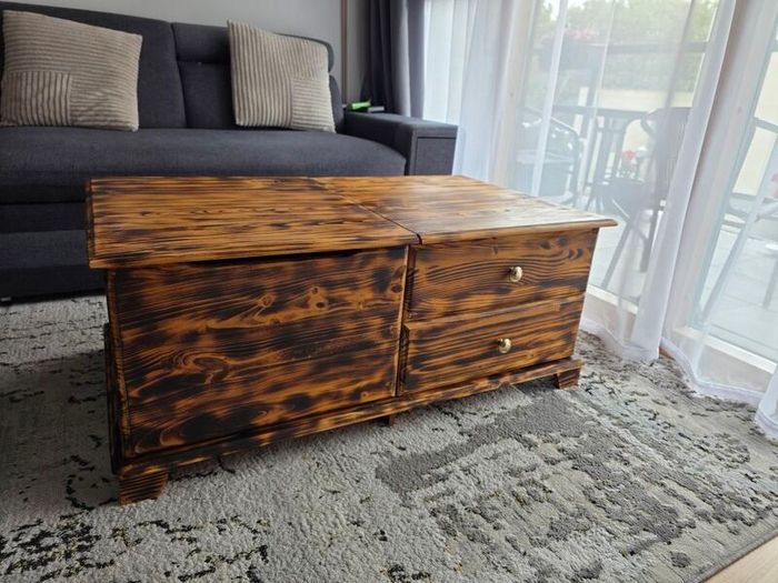 Coffe table with storage